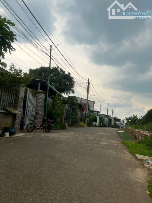 Bán đất sổ riêng xã Đồi 61, Trảng Bom, Đồng Nai, giá 850 triệu.