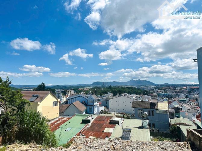 🏡"GIÁ TỐT" BÁN LÔ ĐẤT LIÊN KẾ,( NGANG HƠN 6M ) TẶNG NGÔI NHÀ NGUỒN THU 7TR/THÁNG