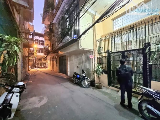 BÁN NHÀ PHÂN LÔ NGUYỄN PHÚC LAI - ĐỐNG ĐA 45.3m X4 TẦNG - MẶT TIỀN 4m - GIÁ: 12.5 TỶ