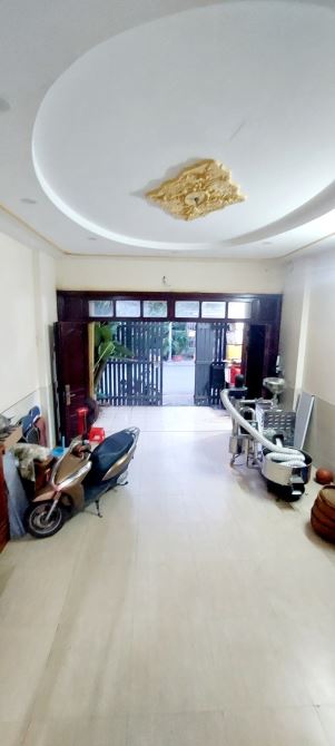 BÁN NHÀ MẶT TIỀN KINH DOANH PHƯỜNG PHƯỚC LONG B QUẬN 9