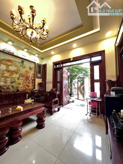 Bán biệt thự mini Thạnh lộc 15, DT: 7x22m, giá 8.5 tỷ tl