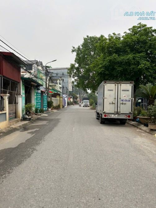 Gia chủ cần bán 70,5 m đất tại Phụng công