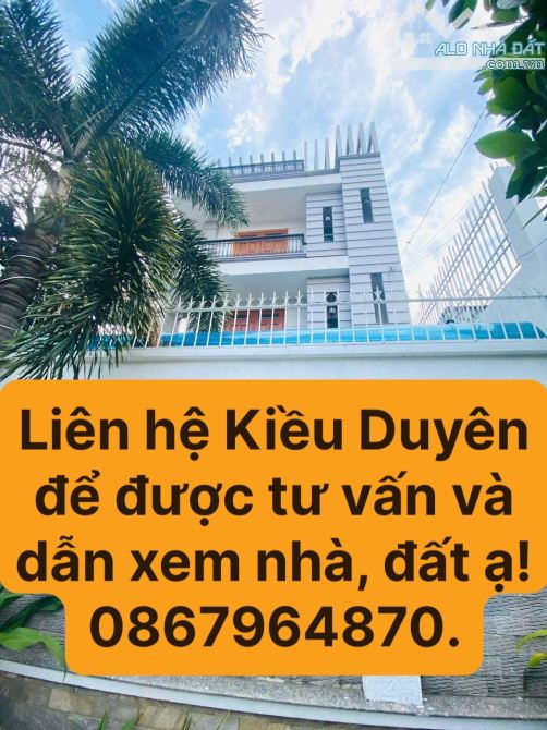 Bán Biệt Thự Mặt Tiền Q12-240 M2( 12 x 20)- 3Tầng - Đường nhựa 10M- Chỉ14,99 Tỷ.
