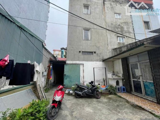 BÁN ĐẤT PHÂN LÔ VIP DỊCH VỌNG – CẦU GIẤY, 600M², MT 8M – Ô TÔ TRÁNH, KD ĐỈNH 220 TỶ