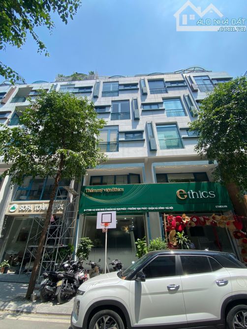 Cho thuê liền kề Galaxy Vạn Phúc – Tố Hữu.DT : 100 M * 6 Tầng.MT : 6 M.Chia phòng.giá 36t