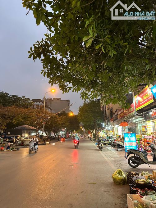 Bán đất Mậu Lương, cách mặt phố Hoàng Công chỉ 25m, vị trí kinh doanh cực tốt, 50m2 13.2ty