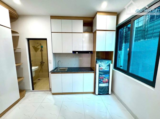 CCMN CẦU GIẤY 100% XÂY MỚI 65M² – 7 TẦNG – 15 PHÒNG – DÒNG TIỀN 65 TRIỆU/THÁNG – PCCC ĐẦY