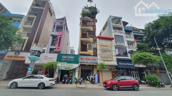 Hot – mặt tiền Võ Văn Tần 2 chiều – DT: 4.5 x 22m , CN : 90m2 – giá chỉ 46.5 tỷ