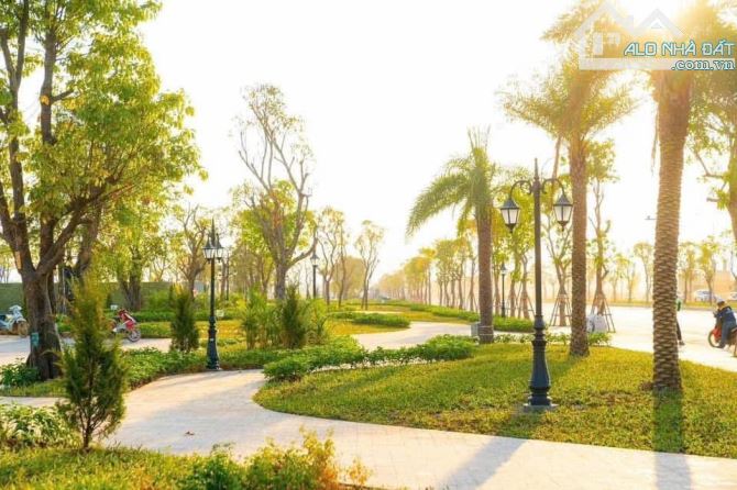 BÁN BIỆT THỰ KHU C - KĐt CIPUTRA TÂY HỒ, DT 125M 3T MT 6M, GIÁ 48.8 TỶ.