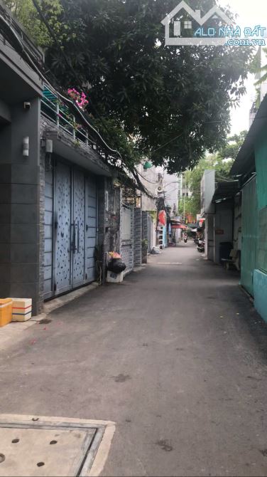Bán nhà Hẻm Ôtô Nguyễn Thị Thập, 5,9 tỷ, 66m2, 6PN