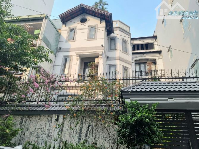 Biệt thự khu K300-P12-Tân Bình, 9,2x12m 4 tầng ST giá chỉ 19,5 tỷ thương lượng