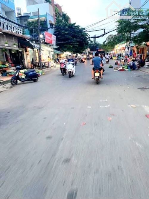 Bán CHDV Phan Huy Ích, Phường 12 Gò Vấp, đường 6m, 5.2x26m, 17 phòng, 14.x tỷ