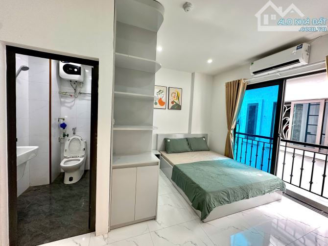 Cho Thuê CCMN Ngõ 401 Xuân Đỉnh 25m2 Studio Cửa Sổ Ban Công Thang Máy Ô Tô Đỗ Gần, Gần Chợ