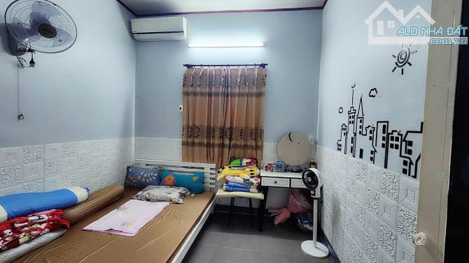 Chính chủ lớn tuổi cần bán nhanh nhà C4 - 360m2 full thổ, HXH Bùi Công Trừng, chỉ 18tr/m2 - 10
