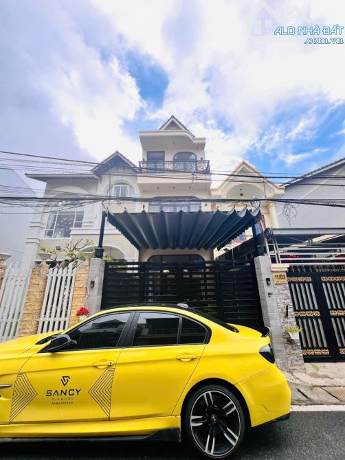 🏡CHỈ 11 TỶ CHO CĂN NHÀ PHỐ ĐẸP, NỘI THẤT CAO CẤP, DT :122m2(4.5x17) ĐƯỜNG MÊ LINH,P9 - 1