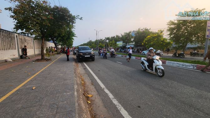 BÁN LÔ ĐẤT KHU 44HA ĐƯỜNG BÙI THỊ XUÂN GẦN TRƯỜNG HỌC GIÁ 4.2 TỶ - 1