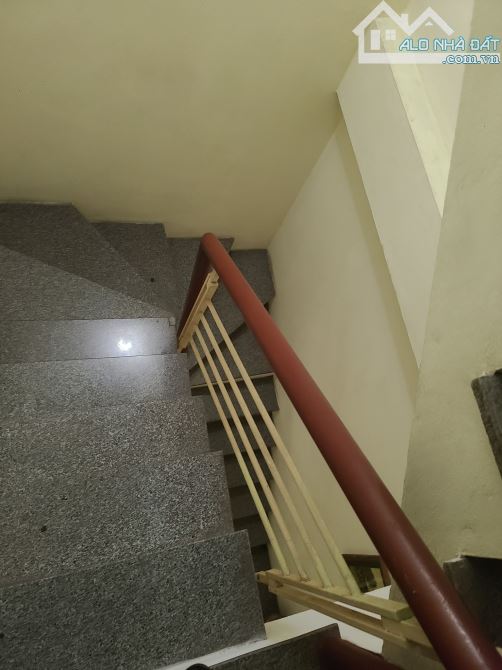 Bán mặt phố Văn Chương Đống Đa. Sổ vuông 34m, 5 tầng MT7m Giá 14 tỷ Ngõ 2 ô tô+Kdoanh tốt - 1