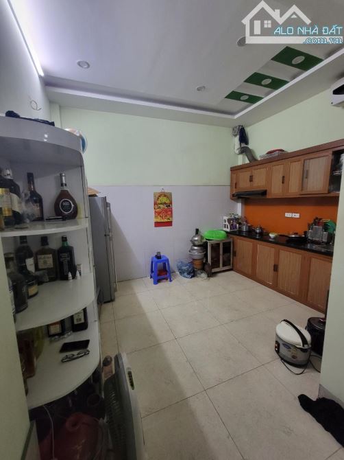 Gần phố, 2 thoáng nhà Hàng Bún - Ba Đình 30m2 x 4 tầng, mặt tiền 3.9m, chỉ 13.5 tỷ. Có TL - 1