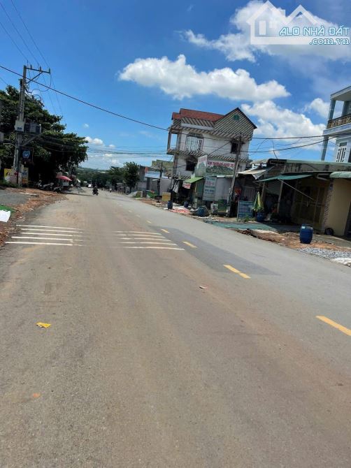 Đất gần khu Hố Lang, phường Tân Bình, thành phố Dĩ An.3,15 tỷ - 1