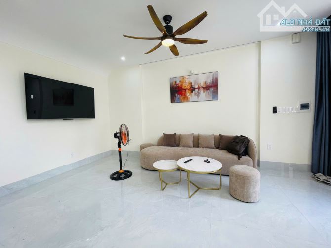 Bán nhà 3 tầng sát mặt tiền kiệt ô tô đậu Lê Ngô Cát , Thuỷ Xuân , Tp Huế vị trí thuận lời - 1