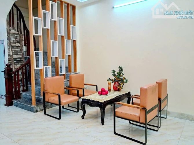 CHO THUÊ NHÀ CỰ KHỐI LONG BIÊN 7.5 TRIỆU, 32m 4 TẦNG 3 PN FULL NT Ô TÔ ĐỖ CỔNG, KD ONLINE - 1