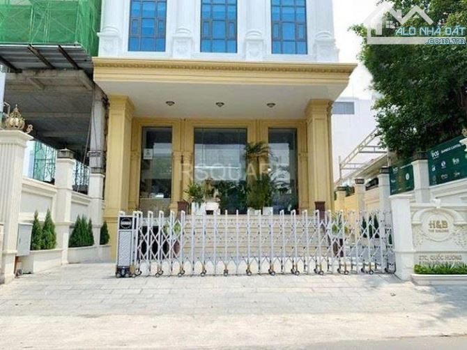 Building for lease - Cho thuê tòa nhà VP 2.500m2 P. Thảo Điền, TP. Thủ Đức, ngang lớn 12m - 1