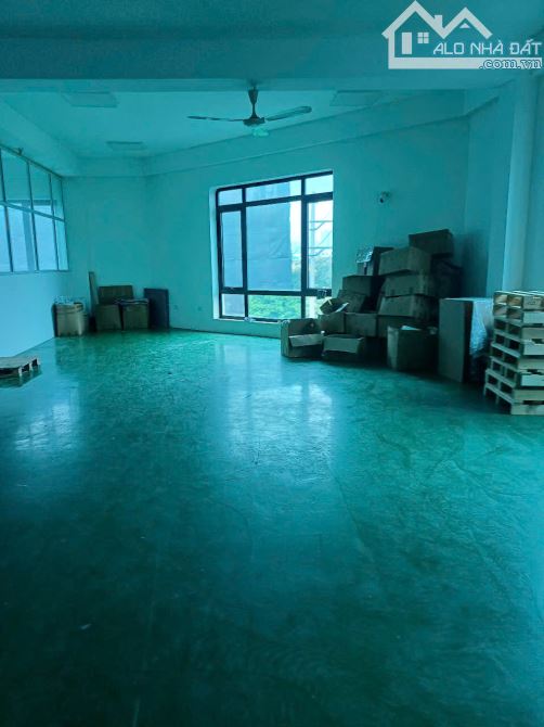 Cho thuê nhà xưởng 1250m vuông tại làng nghề triều Khúc Thanh Trì giá 132 triệu/tháng - 1