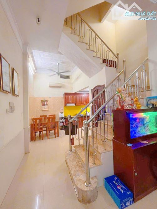 QUÁ HIẾM -SIÊU  RẺ TRIỀU KHÚC 40M2 5 TẦNG NHÀ ĐẸP DÂN XÂY GẦN  Ô TÔ CHỈ 5,5 TỶ - 1