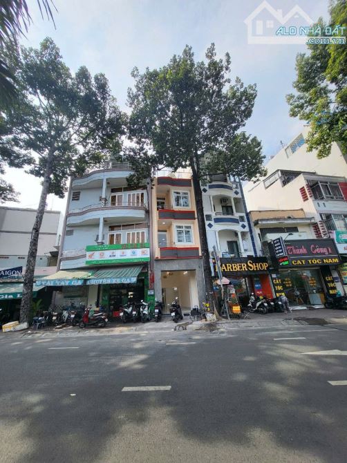 Mặt Tiền Hoàng Sa, View sông thoáng mát ngang 4 x 10m, 5 lầu chỉ 12.5 tỷ - 1