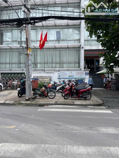 🌟 BÁN NHÀ GÓC 2 MẶT TIỀN HẺM XE HƠI THÔNG, GẦN CHI CỤC THUẾ TÂN PHÚ,65M2(4.5*15) - TÂN SƠ - 1
