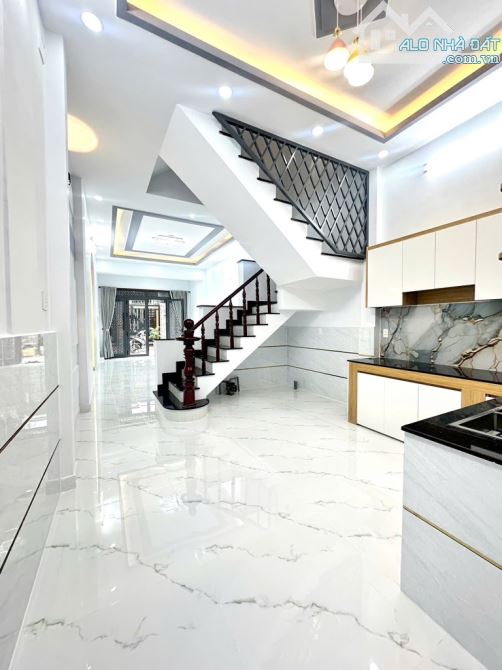 🏡 NHÀ ĐẸP 3 TẦNG – NGAY 4 XÃ – HXH RỘNG – GIÁ NHỈNH 5 TỶ 💥 - 1