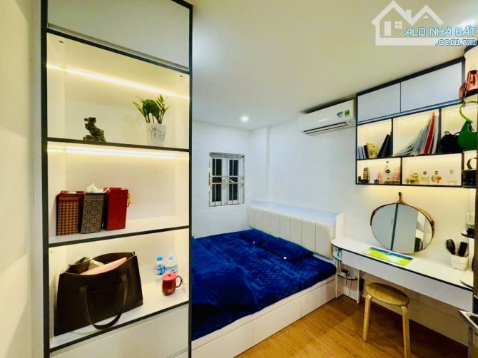 SÀI ĐỒNG, LONG BIÊN- CĂN NHÀ 3 TẦNG THIẾT KẾ ĐỘC ĐÁO, ĐỘC BẢN- Ô TÔ GẦN, NỘI THẤT ĐẸP- 38M - 1