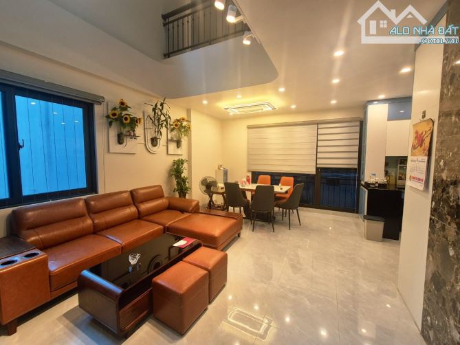 BÁN NHÀ RIÊNG PHỐ TÂY SƠN QUẬN ĐỐNG ĐA - 7 TẦNG THANG MÁY NGÕ THÔNG - CHÀO GIÁ 14.3 TỶ. - 1