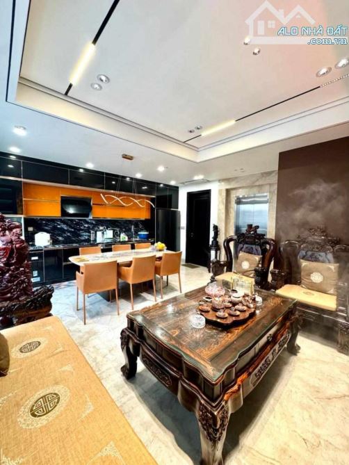 Bán nhà phố ngọc lâm - Ô TÔ THANG MÁY 6 TẦNG - 50M2 , 6.4MT GIÁ 18 TỶ - 12