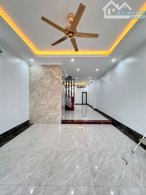 GIÁ CÓ 102 THỊNH LIỆT-72.5m-KINH DOANH THANG MÁY CHỈ 17tỷ - 12
