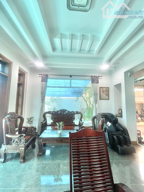 Bán Biệt Thự Sân Vườn  Q12 - 240M2 (12 x 20 ) - 4Tầng - Mặt Tiền  -  Chỉ 14,99Tỷ. - 13