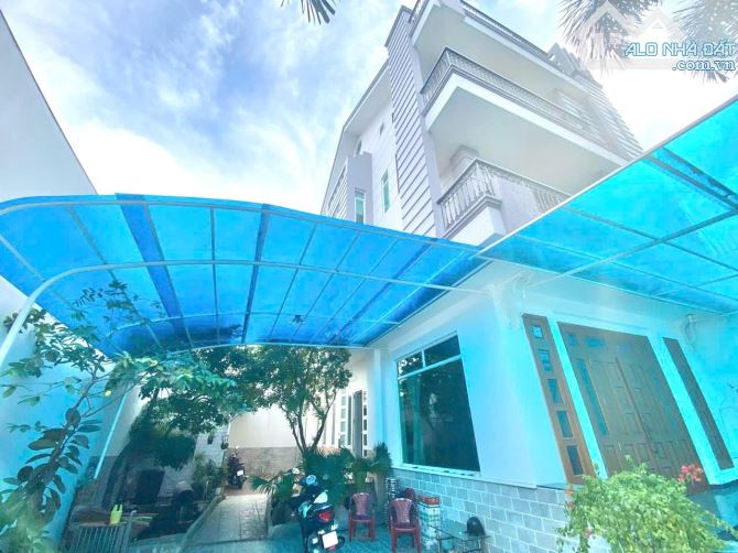 Bán Biệt Thự Mặt Tiền Q12-240 M2( 12 x 20)- 3Tầng - Đường nhựa 10M- Chỉ14,99 Tỷ. - 13
