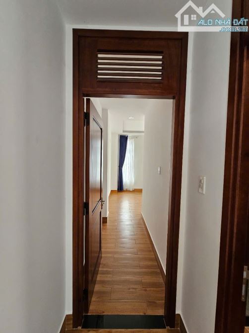 🏨 Khách Sạn 2 mặt tiền, Đã hoàn công,Tặng Full nội thất 9 phòng KD Hồ Xuân Hương 500 mét - 7
