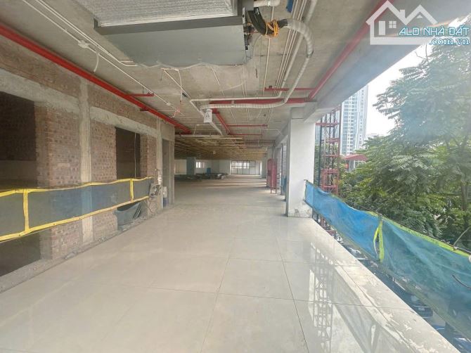 CHUYỂN NHƯỢNG TOÀ VĂN PHÒNG HẠNG B - SHOPHOUSE LẠC TRUNG 1235m2 - 10T - MT 50m - 350 TỶ - 13