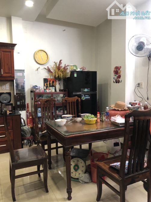 Bán nhà 3 tầng, 6m x 20m, hẻm xe tải 10m, gần mặt tiền, phường Trung Mỹ Tây, hơn 7 tỷ - 3