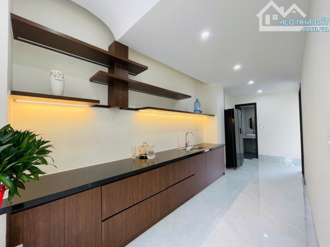 Bán nhà 3 tầng sát mặt tiền kiệt ô tô đậu Lê Ngô Cát , Thuỷ Xuân , Tp Huế vị trí thuận lời - 2