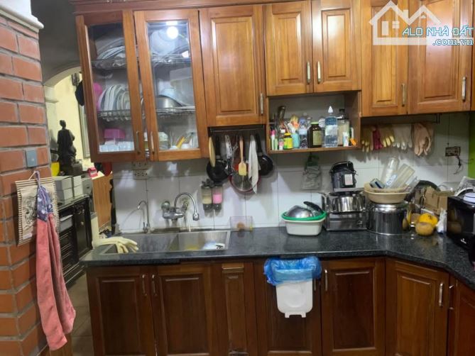 BÁN GẤP NHÀ PHỐ PHAN KẾ BÍNH -QUẬN BA ĐÌNH -GẦN PHỐ - 57 M 2 - 3  TẦNG - Giá  chào 7 tỷ 8 - 2