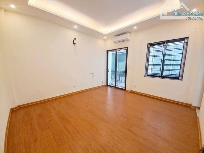 CHO THUÊ NHÀ CỰ KHỐI LONG BIÊN 7.5 TRIỆU, 32m 4 TẦNG 3 PN FULL NT Ô TÔ ĐỖ CỔNG, KD ONLINE - 2
