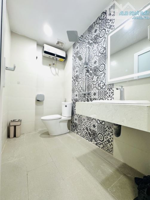 Nhà Đẹp Mỹ Đình -36M x 3 Tầng- MT 4.9m - Căn Góc - Ngõ Thông - 2