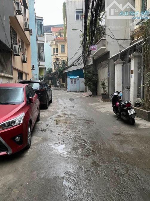 BÁN NHÀ PHỐ NGUYỄN PHÚC LAI - ĐỐNG ĐA 47.3m X4 TẦNG - MẶT TIỀN 4.3m - GIÁ: 13.8 TỶ - 2