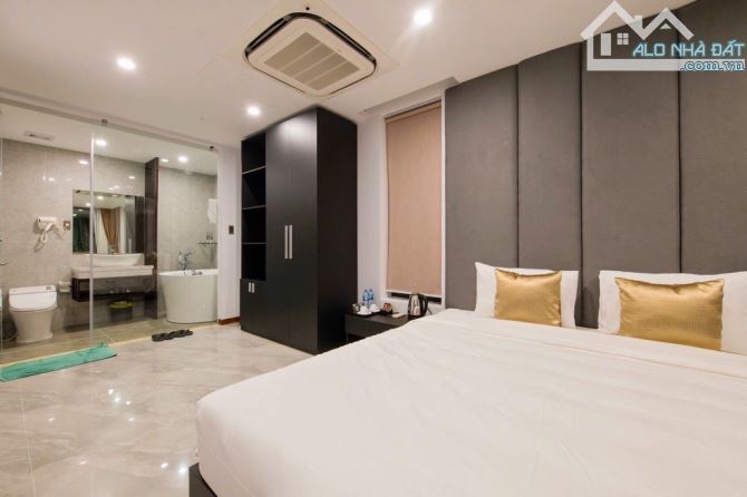 Nhà 3 tầng với 12 phòng Hùng Vương phố cổ Hội An, hồ bơi đầy đủ - 2