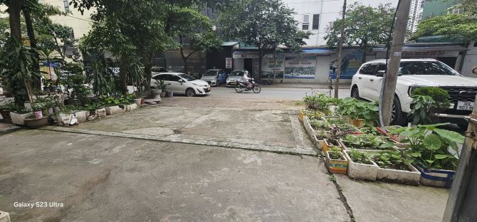 BÁN NHÀ MP NGUYỄN XUÂN KHOÁT, 180M2, MT10M, OTO TRÁNH VỈA HÈ, XÂY TÒA VP, K.SAN. - 2