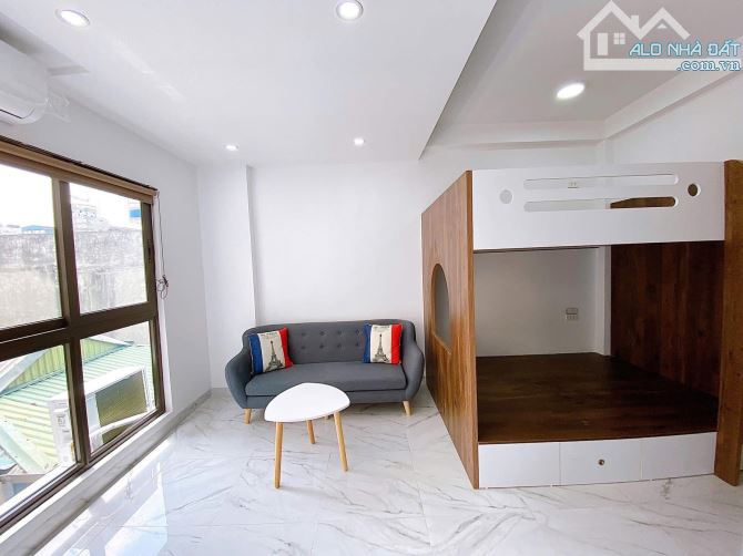 Bán toà CHDV phố Thái Hà - Trung Liệt. DT 56m2 x 7T. 2 thoáng. Giá 18.5 tỷ - 2