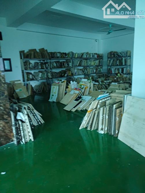 Cho thuê nhà xưởng 1250m vuông tại làng nghề triều Khúc Thanh Trì giá 132 triệu/tháng - 2