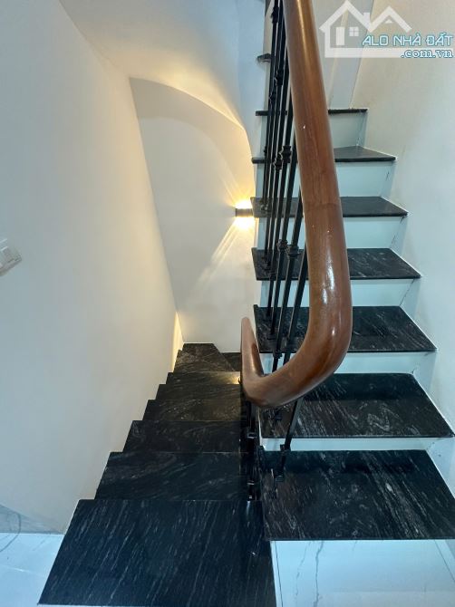 Bán nhà Cầu Cốc 30m2 5Tầng Mặt Tiền 3.8m Chỉ Nhỉnh 5Tỷ - 2